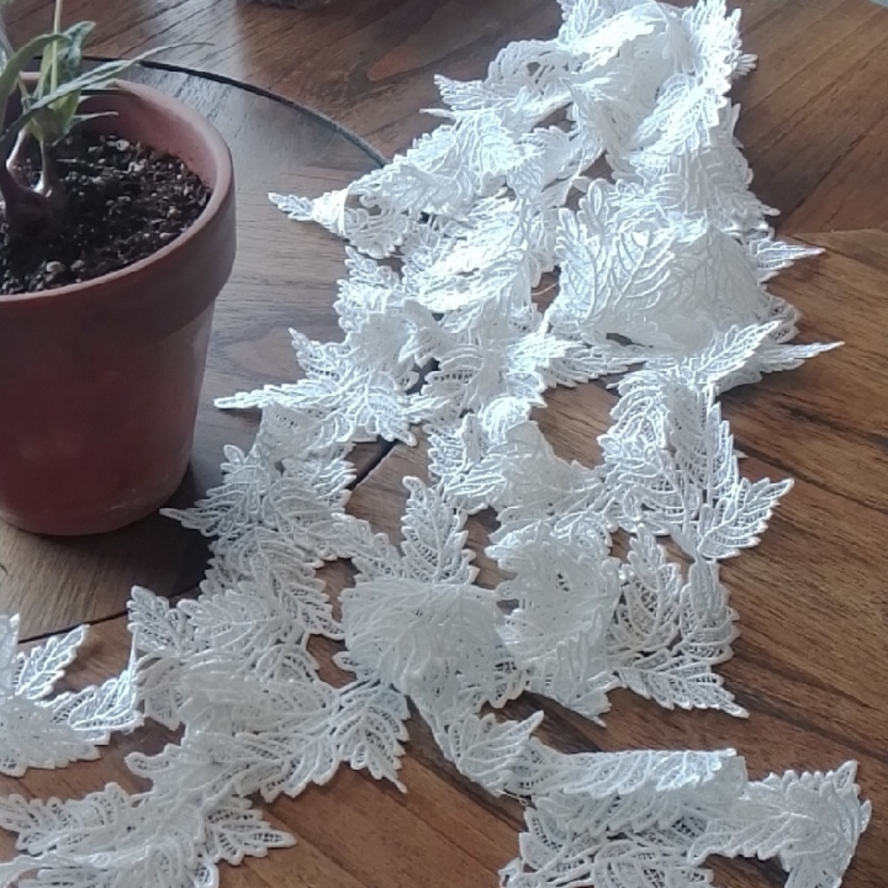 Elegant White Lace Table Runner